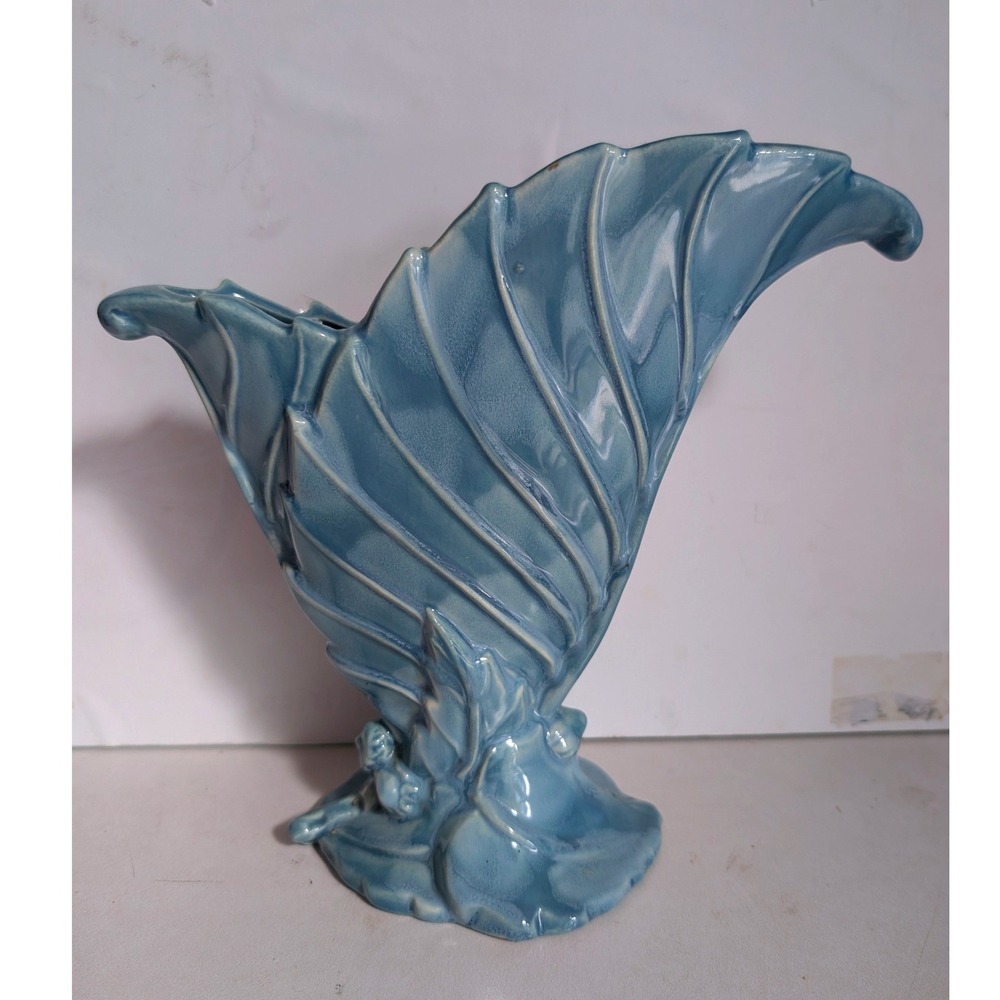 Vintage Hull Art Pottery Cornucopia Vase Blue Leaf Ribbed Glaze MCM